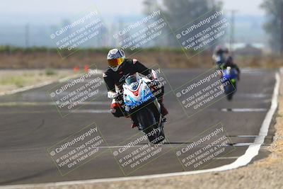 media/Sep-20-2025-TrackDaz (Sat) [[27f0cde673]]/B Group/220pm (Turn 9)/